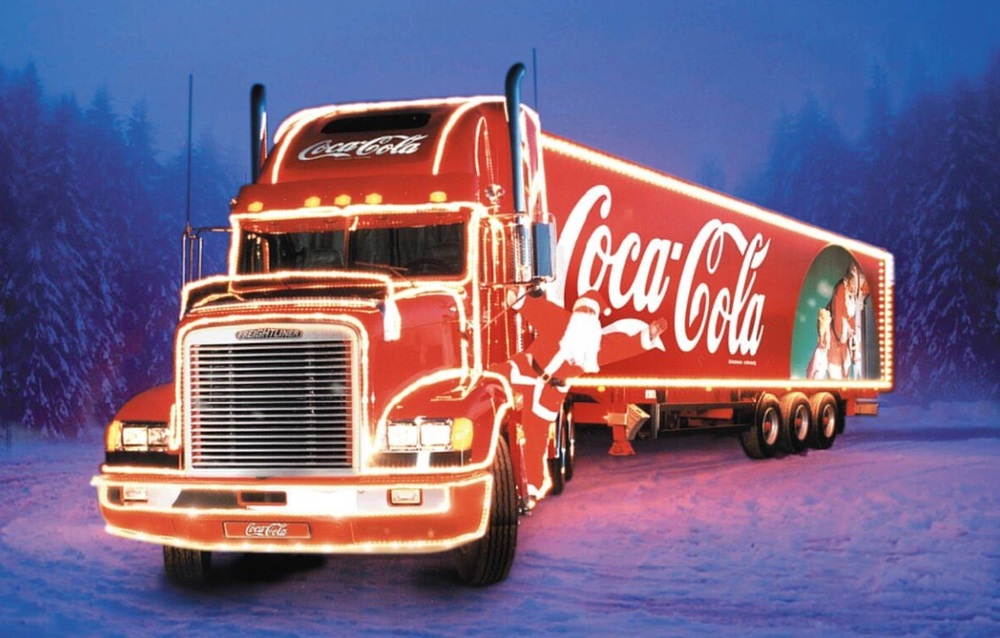5 curiosidades sobre o caminhão da Coca-Cola Freightliner, modelo FLD 120 caminhão da Coca-Cola