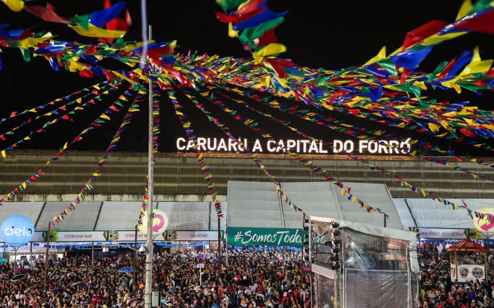 10 fatos sobre as ‘Festas Juninas’ 9. Festa Junina Celebrações regionais caruaru