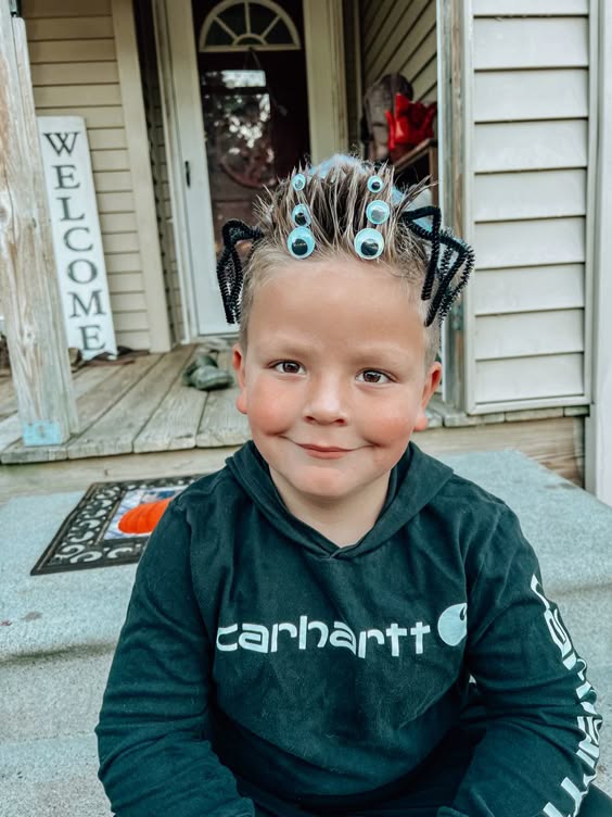 As melhores ideias de Cabelo Maluco Menina e Menino com o tema Halloween Penteado Cabelo Maluco Halloween (6)