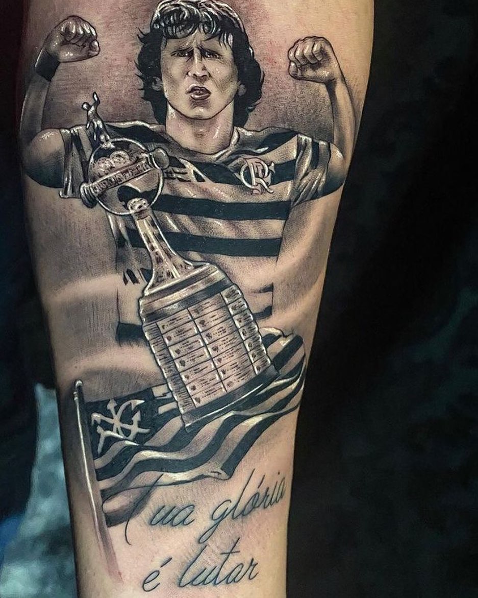 Tatuagem do Flamengo: 12 ideias para homenagear o Mengão Tatuagem do Flamengo IDEIAS