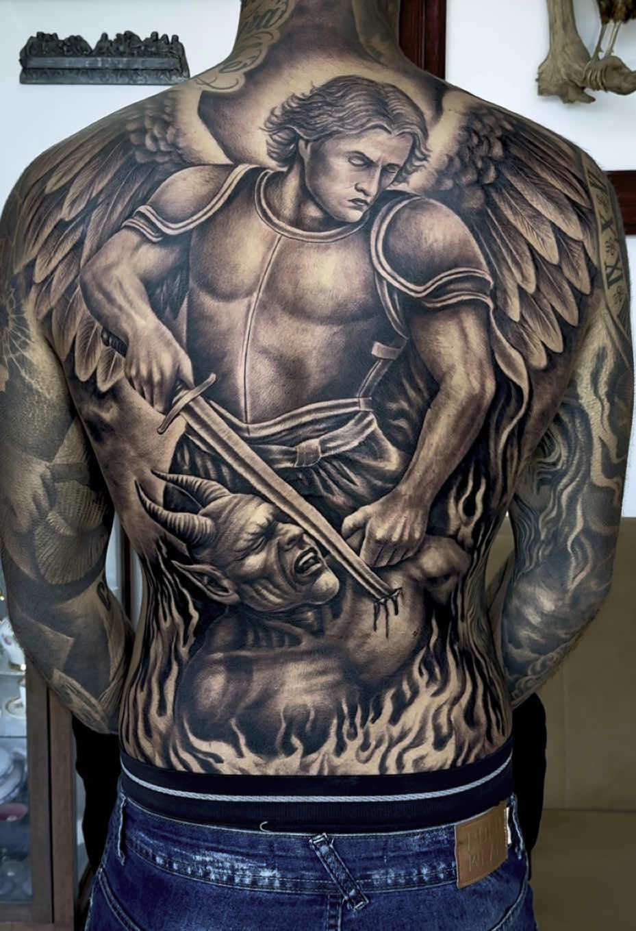 Tatuagem Costas Fechada: 12 ideias de tatuagens fechamento de costas Tatuagem Fechamento de costas