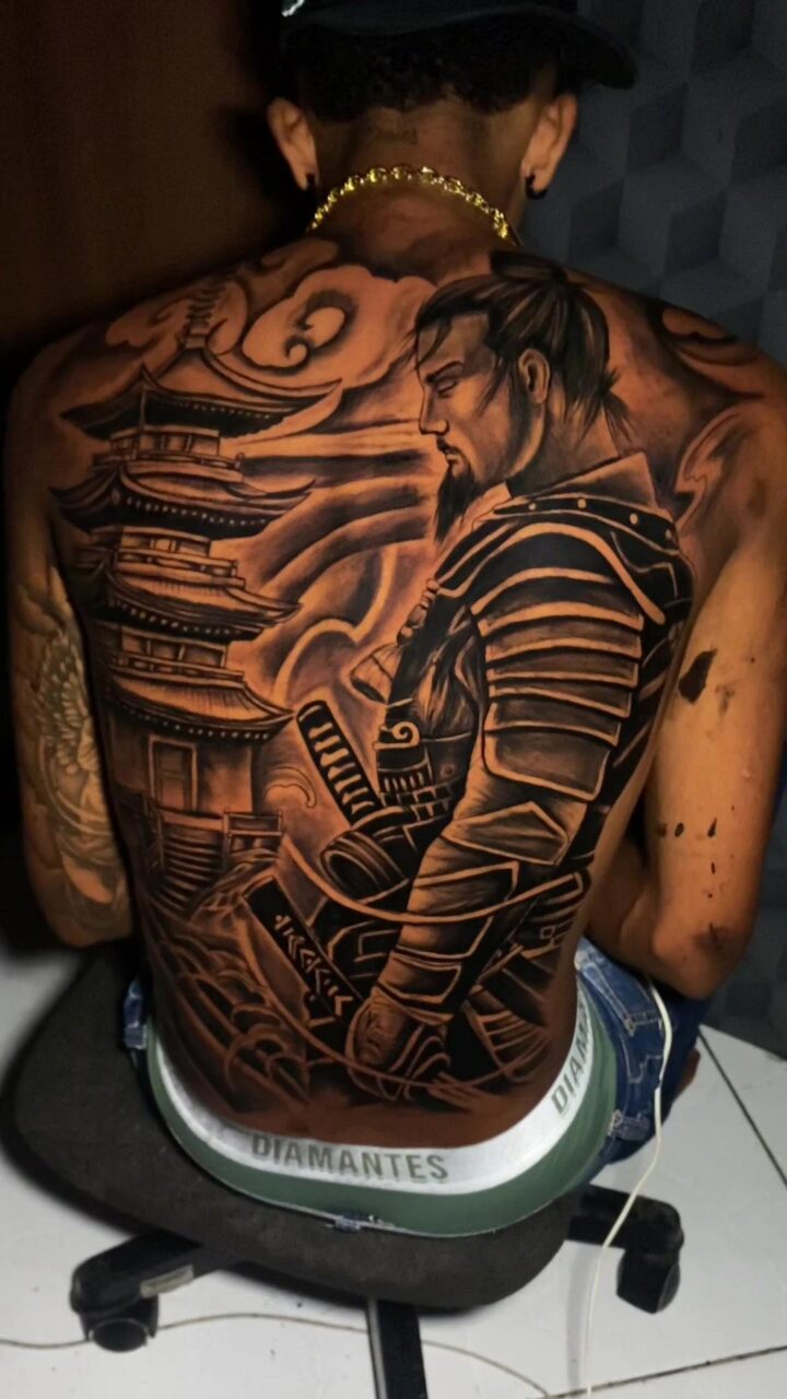 Tatuagem Costas Fechada: 12 ideias de tatuagens fechamento de costas Tatuagem Fechamento de costas