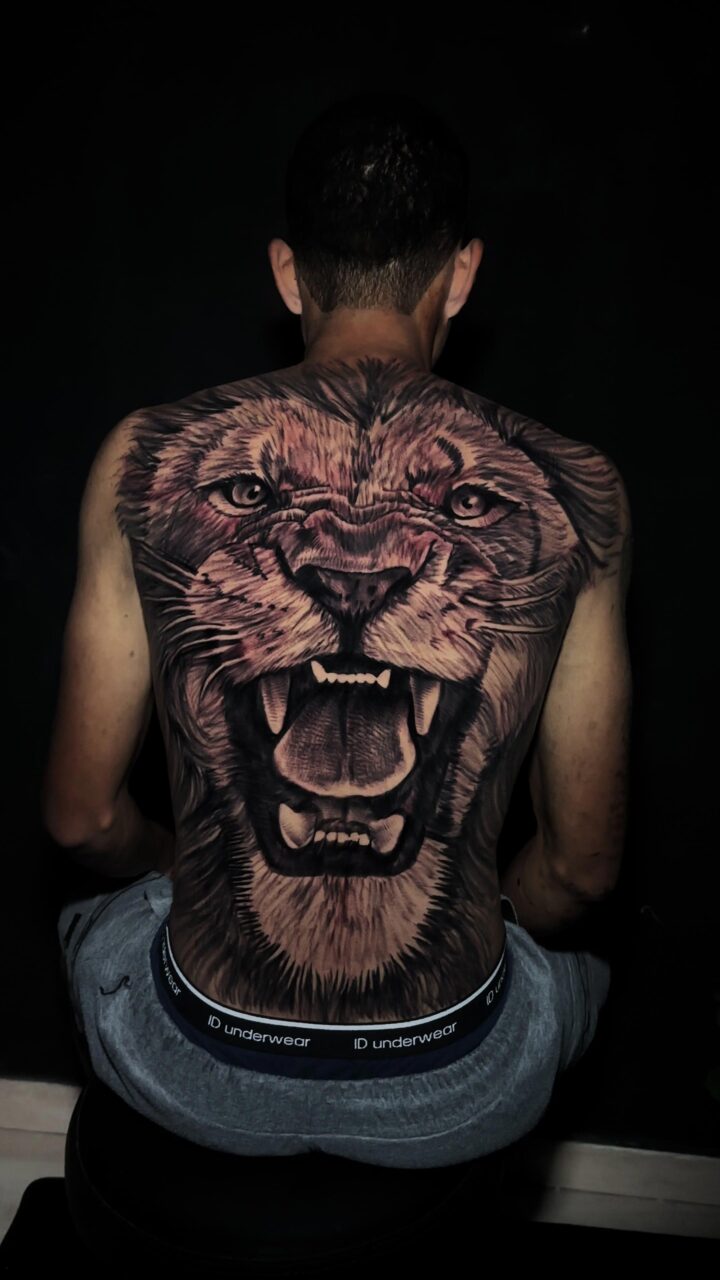 Fechamento de Costa: 12 ideias de tatuagem para fechar as costas masculina tatuagem Fechamento de costa