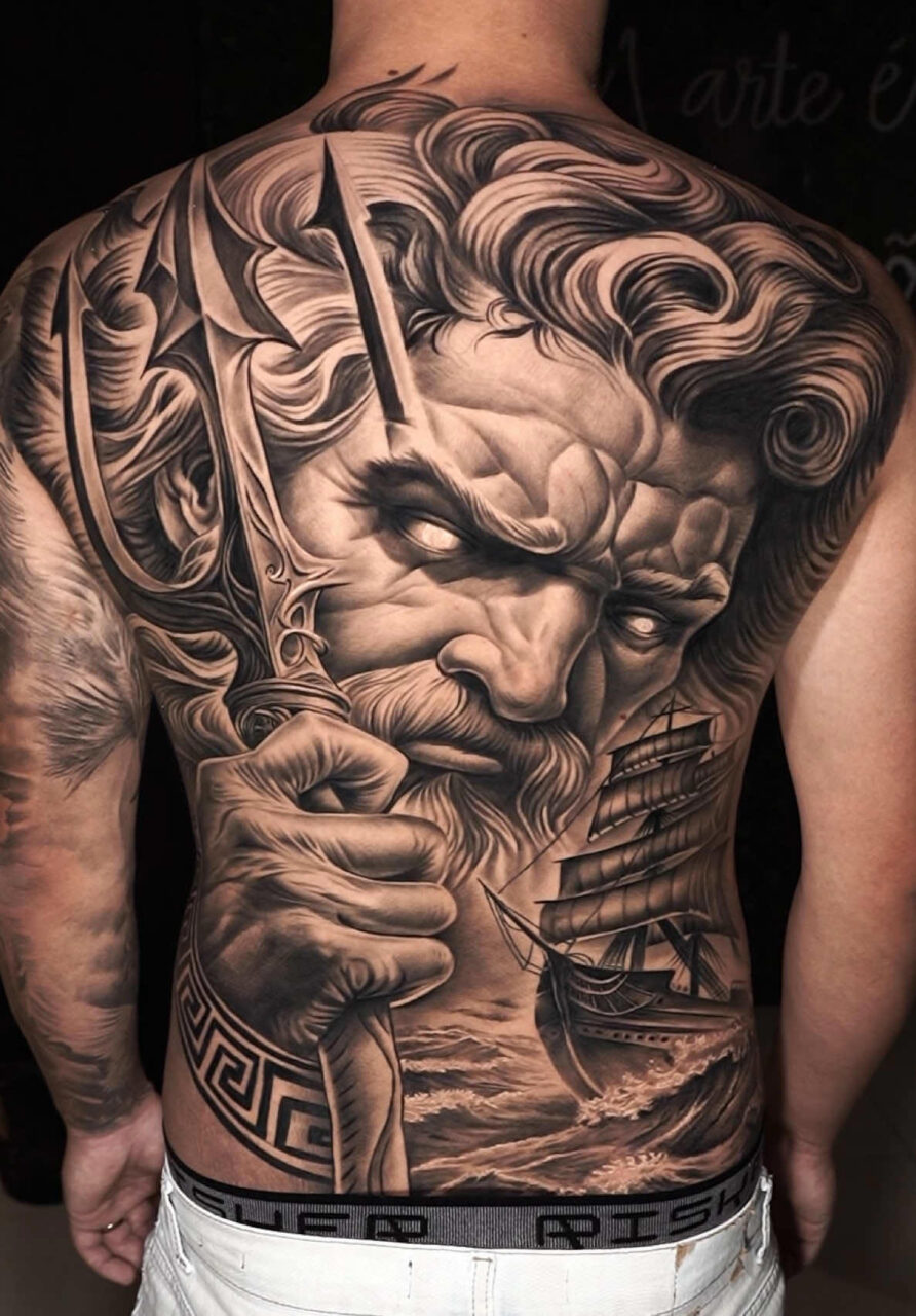 Fechamento de Costa: 12 ideias de tatuagem para fechar as costas masculina tatuagem Fechamento de costa