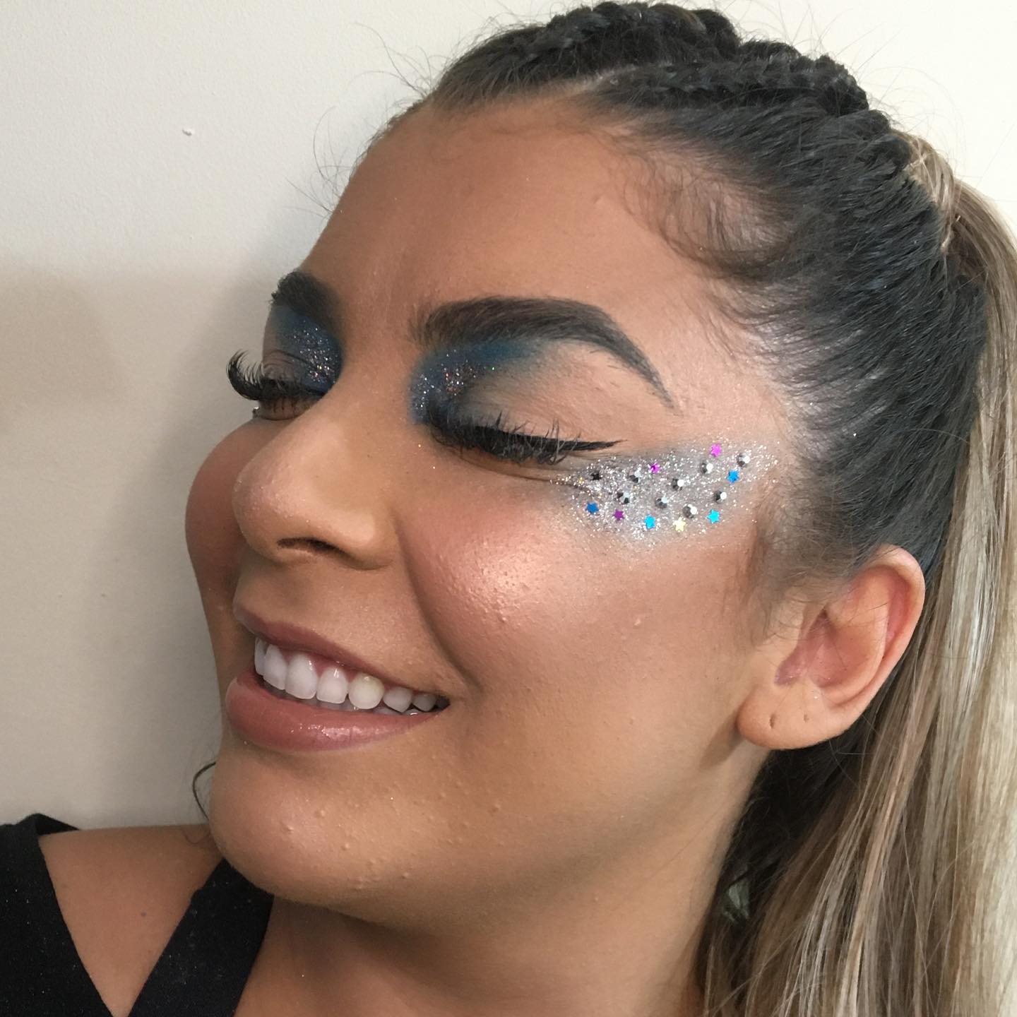 Maquiagem de Carnaval: 15 ideias para brilhar na folia Maquiagem Carnaval