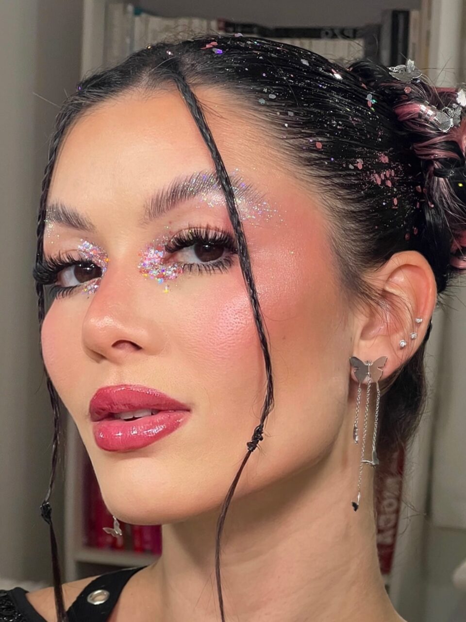 Maquiagem de Carnaval: 12 estilos para destacar seu visual na folia Maquiagem Carnaval