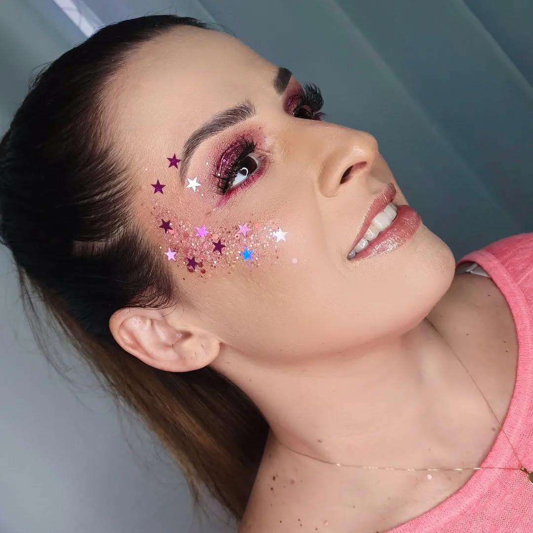 Maquiagem de Carnaval: 15 modelos para inspirar sua produção Maquiagem de Carnaval