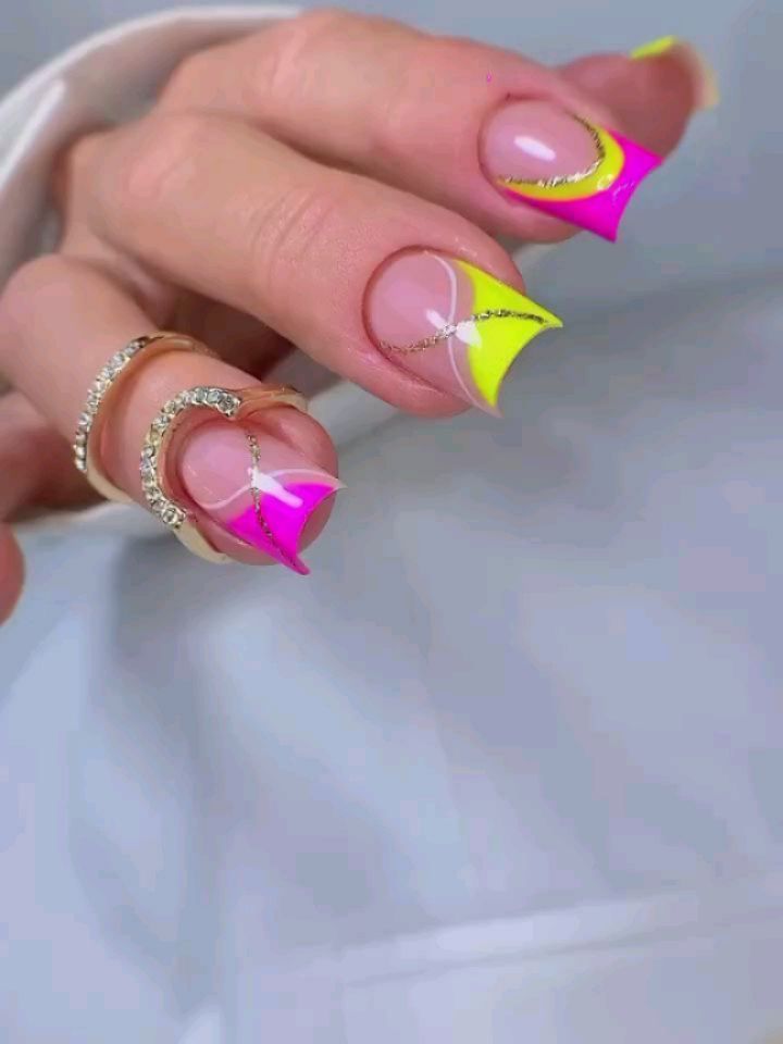 Unhas de Carnaval: 12 ideias para arrasar na folia Unhas de Carnaval