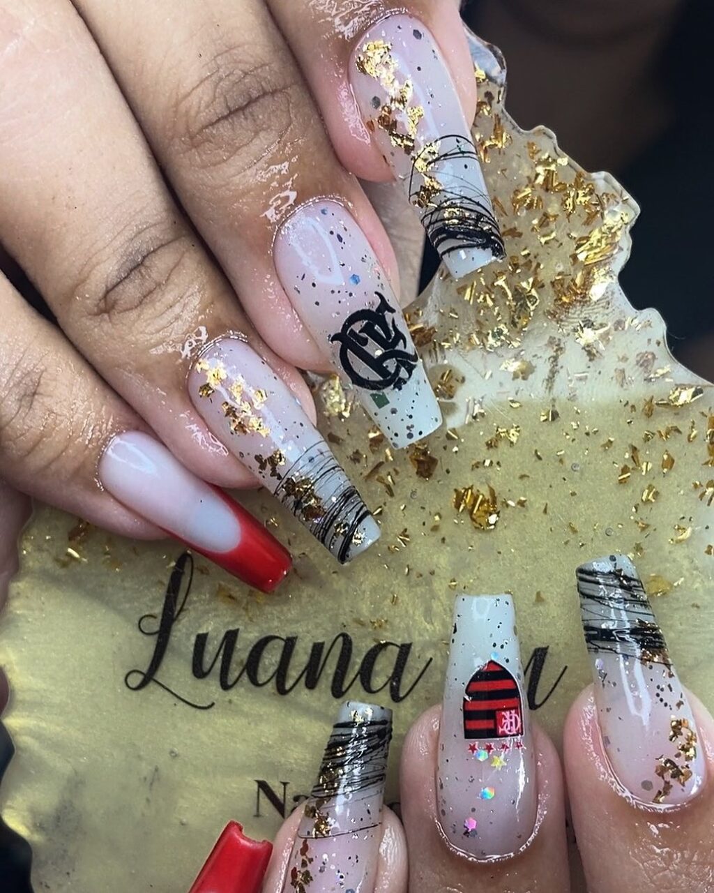 Unhas do Flamengo: 12 modelos para torcer com estilo rubro-negro Unhas do Flamengo