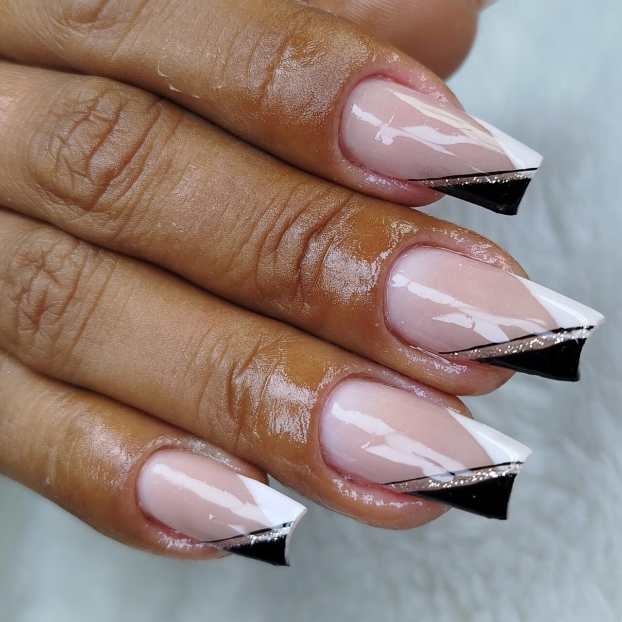 Unhas Decoradas Pretas e Branca: 15 ideias elegantes e modernas unhas decoradas pretas e branca